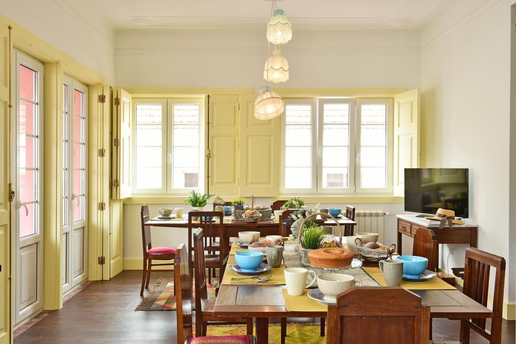 Mercearia D'Alegria Boutique B&B Peniche Bagian luar foto